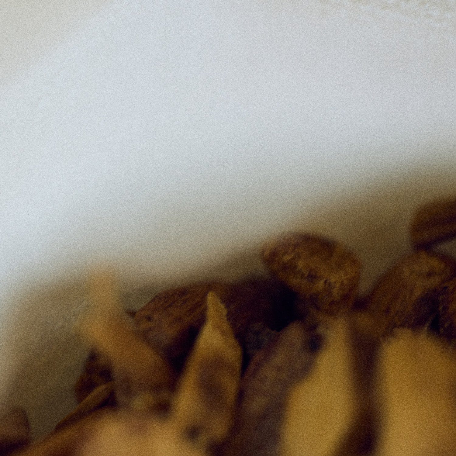 PEACE TALK Scented Candle - Image 3