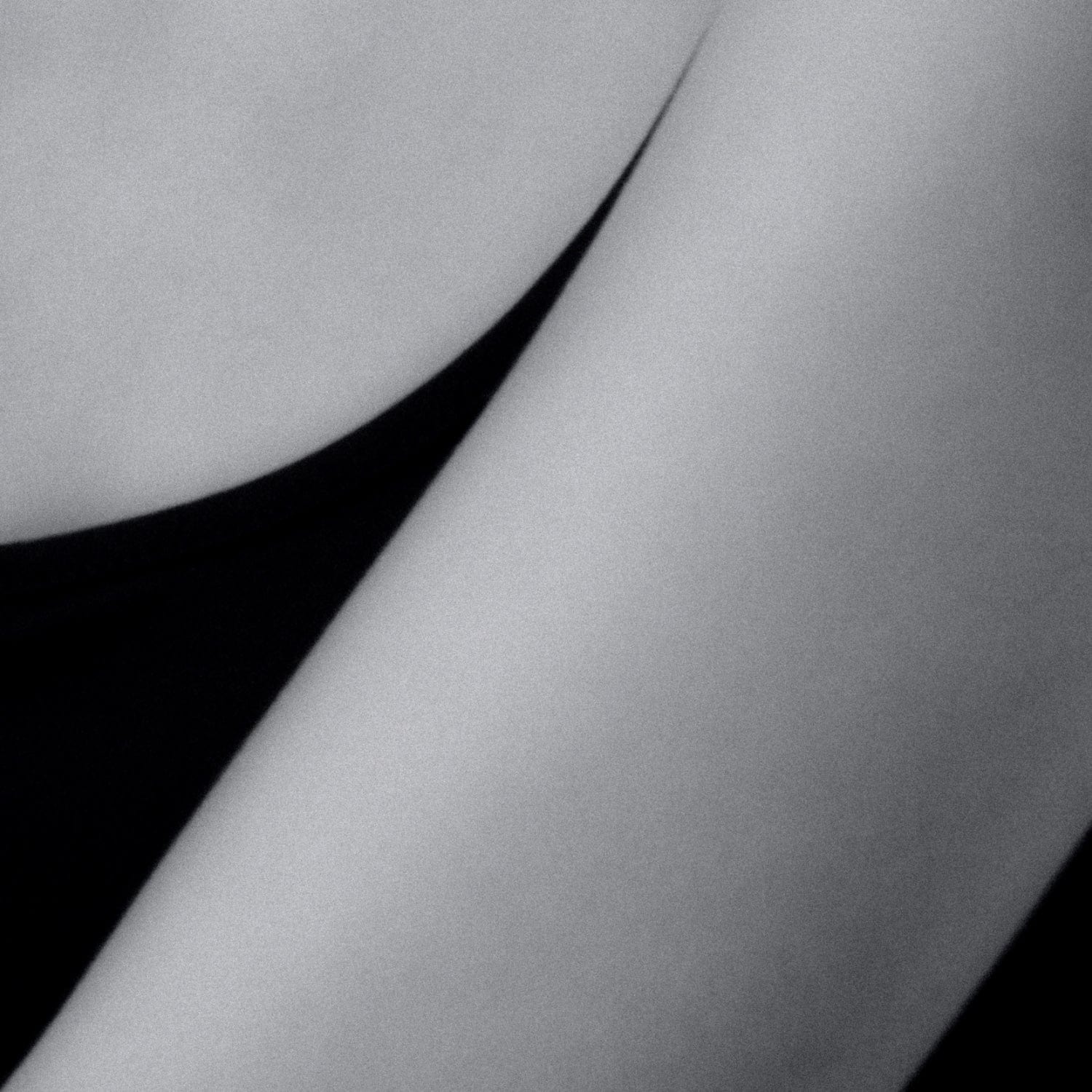 THE GREY Eau de Parfum - Image 5